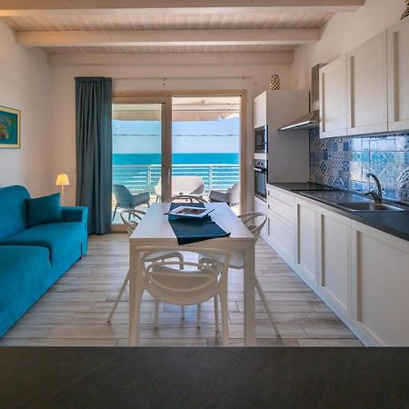 Luci Apartment Sea Beach Авола Екстериор снимка
