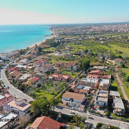 Luci Apartment Sea Beach Авола Екстериор снимка